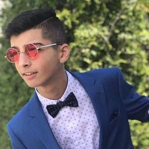 Meet your Posher, Étienne